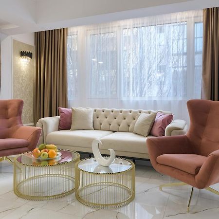 Лукс На Море Luxury Apartment In Downtown With Garage Varna Exterior photo