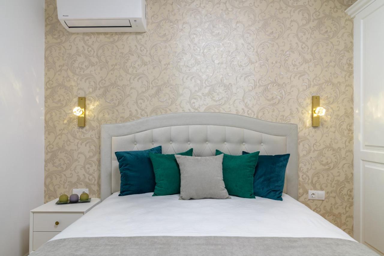 Лукс На Море Luxury Apartment In Downtown With Garage Varna Exterior photo